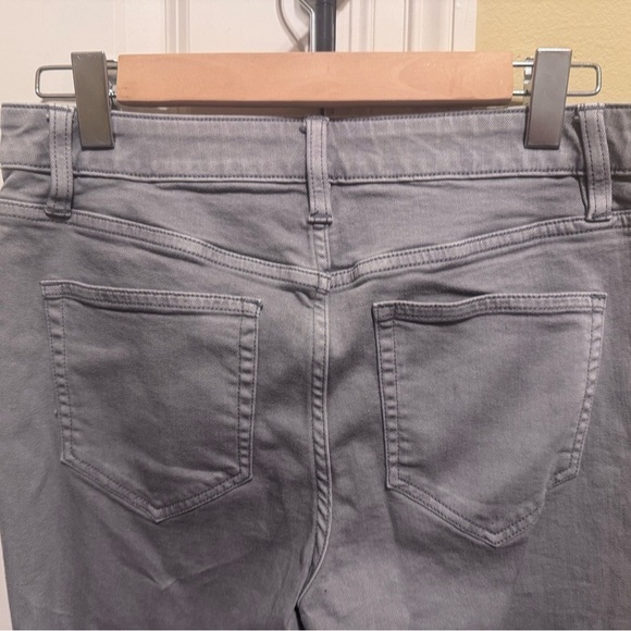 Lands’ End Grey Mid Rise Straight Leg Women’s Jeans Sz 6 - Picture 8 of 12